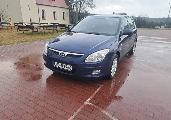 hyundai przemków Hyundai I30 cena 14900 przebieg: 250139, rok produkcji 2008 z Przemków
